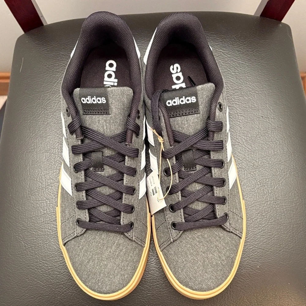 New‎ Adidas Men's Daily 4.0 Charcoal and White Sneakers Size 9